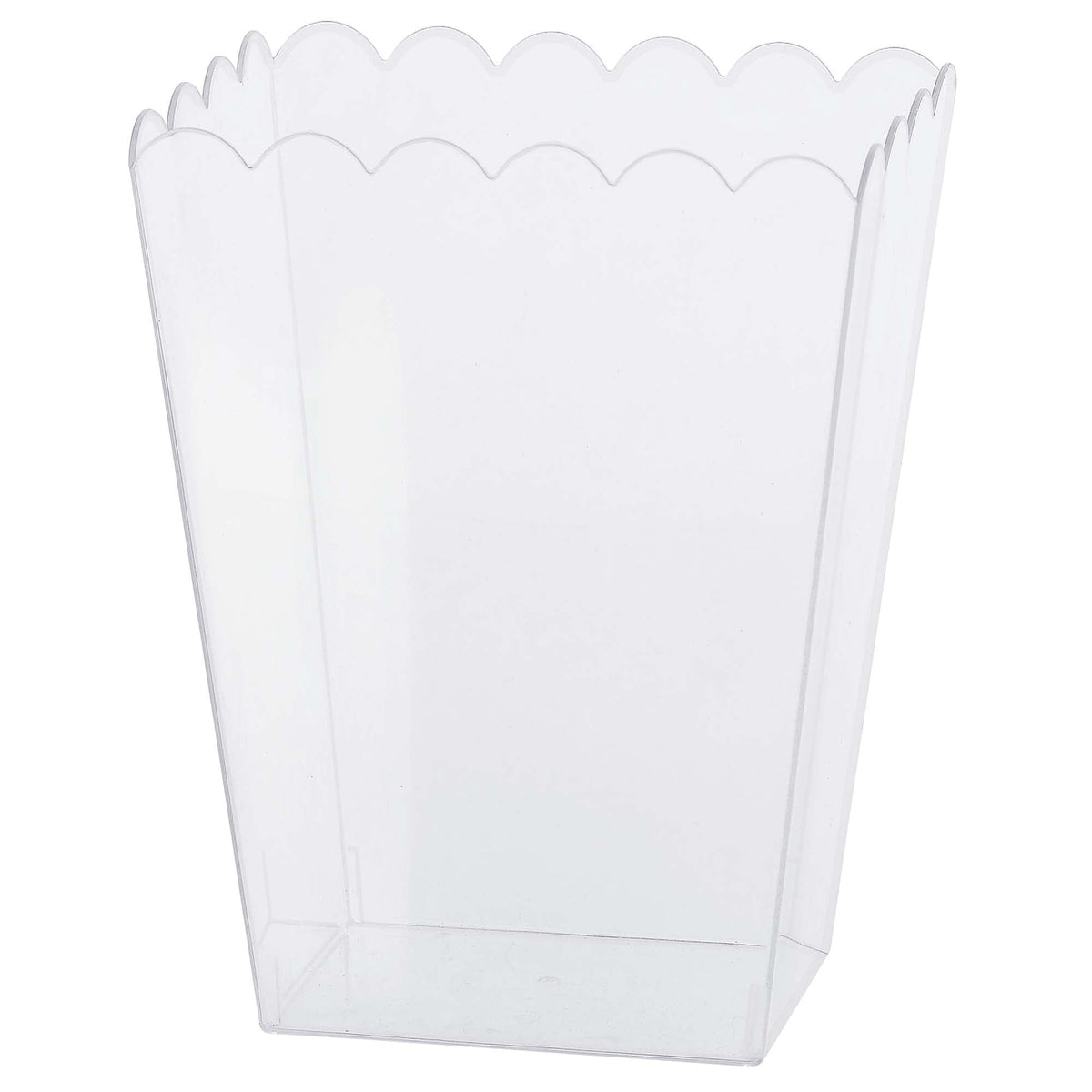 Clear 7 3/4 Plastic Scalloped Container